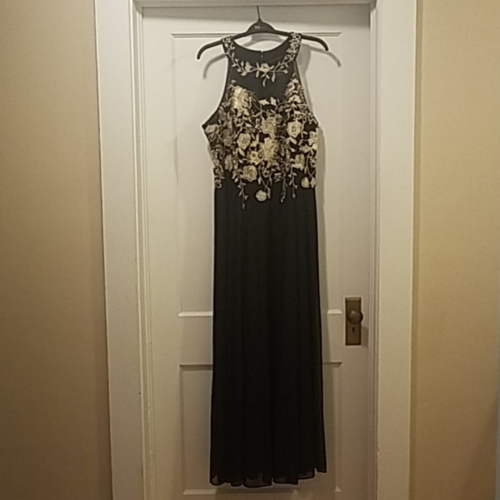 Cachet Dress